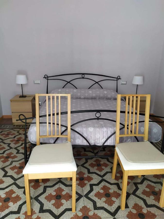 B&B A Casa Di Giosi คาตาเนีย ภายนอก รูปภาพ