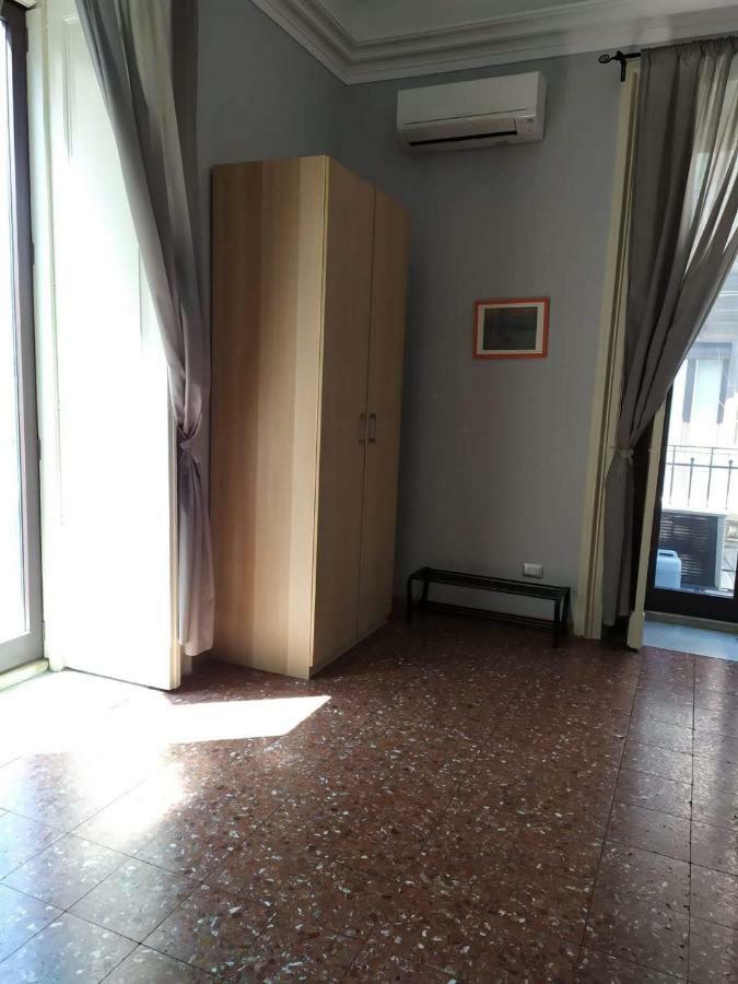 B&B A Casa Di Giosi คาตาเนีย ภายนอก รูปภาพ