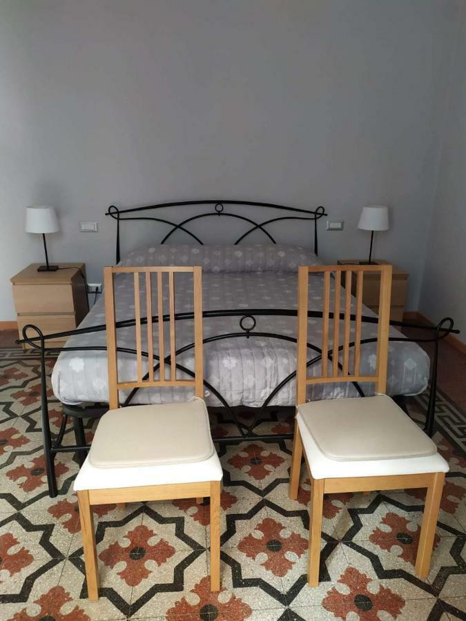 B&B A Casa Di Giosi คาตาเนีย ภายนอก รูปภาพ